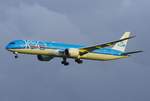 KLM  Boeing 787-10 Dreamliner, PH-BKA, KLM 100 Years-Livery, 11.08.2019 Amsterdam-Schiphol
