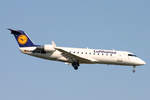 Lufthansa CityLine, D-ACLL, Bombardier CRJ-100LR, msn: 7024, 09.Februar 2005, ZRH Zürich, Switzerland.
