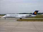 Eine Bombardier 200 der Lufthansa Regional aufgenommen in Hamburg Fuhlsbttel am 27.05.08