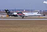 Adria Airways, S5-AAF  Mini , CRJ 200ER bei der Landung in MUC aus Ljubljana (LJU) 16.03.2013