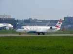 OE-LCN, eine CRJ-200LR der Austrian Arrows ist gelandet. Hannover am 2.5.2009.