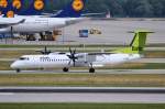 YL-BBW / Air Baltic / DHC 8-402Q rollt in MUC zum Start nach Riga (RIX) 15.07.2014