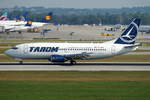 TAROM Boeing B737-38J YR-BGE, cn(MSN): 27395,
Flughafen München, 20.08.2018.