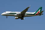 Alitalia Cityliner, Embraer ERJ-175STD (ERJ-170-200) EI-RDF, cn(MSN): 17000337,
Zürich-Kloten Airport, 26.06.2019.