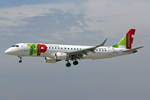 TAP Express (Operated by PGA Portugalia Airlines), CS-TPU, Embraer Emb-190LR, msn: 19000506, 15.Juni 2018, ZRH Zürich, Switzerland.