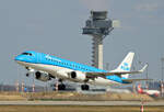 KLM-Cityhopper, ERJ-190-100STD,PH-EZG, BER, 04.04.2021