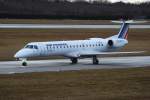 Air France Regional ERJ-145 F-GRGK rollt zur Parkposition in Hamburg Fuhlsbttel am 14.03.10