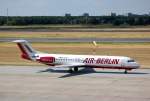 Eine Fokker F-100 D-AGPG von Air Berlin fhrt nach erfolgter Landung zum Gate, 05.07.08 Flughafen Berlin Tegel.