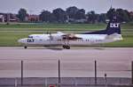 DLT, D-AFKC, Fokker 50 rollt in Mnchen-Riem zum Start. 30.06.1991 (Negativ-Scan)