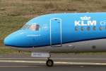 KLM cityhopper, PH-KZB, Fokker, 70 (Bug/Nose ~ neue KLM-Lkrg.), 03.04.2015, DUS-EDDL, Düsseldorf, Germany