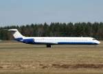 Blue Line, F-GMLX, Boeing McDonnell-Douglas MD-83, 2009.03.20, NRN, Weeze-Niederrhein, Germany