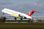 DAT MD-87 OY-JRU beim Takeoff auf 36L in AMS / EHAM / Amsterdam am 15.04.2012