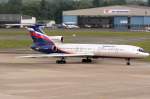 Aeroflot Tu-154M RA-85663 rollt zur Parkposition in DUS / EDDL / Düsseldorf am 13.05.2007 