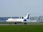 Tu-154M RA-85770 der Rossija beim Start. Hannover am 2.5.2009.