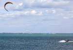 Kitesurfen vor der Fehmarnsund-Brücke. - 20.06.2014
