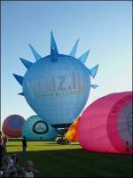 Gegenlicht Aufnahme des  youz lu  Ballons der in krze losfahren wird. Mosel Ballon Fiesta in Trier-Fhren am 21.08.2010.