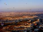 Ballonfahrt in den Sonnenaufgang am 4.9.2011 in Kappadokoien (Trkei)