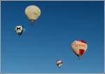 . (LX-BUS) Am 28.10.2012 hatte ich das Glück, bei herrlichem Wetter in Diekirch, diese vier Heißluftballone aufnehmen zu können.