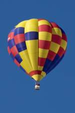 G-GVUI, Lindstrand LBL-105B, 25.01.2009, Chateau d´Oex, Switzerland