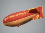 Ein Germanwings Luftschiff am Abendhimmel ber Stuttgart-Bad Cannstatt am 27.09.2008.