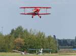 Pitts S1-S, D-EIRV ist gestartet auf der Piste 24 zum Wettbewerb der Vintage Aerobatic World Championship  in Gera (EDAJ) am 17.8.2019