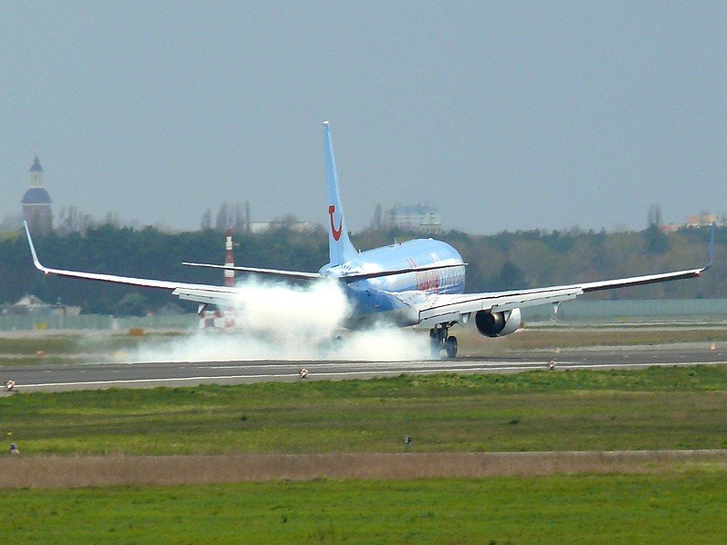 TUIfly 738 D-ATUF Berlin TXL 13.04.2008