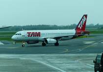 Airbus A 320, PR-MAG, TAM, Buenos Aires Ezeiza International Airport (EZE), 15.1.2017