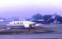 Boeing 787-8 Dreamliner, CC-BBA, LAN, Aeropuerto Santiago de Chile (SCL), 1.1.2017