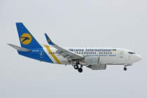 Ukraine International Airlines, UR-GAT, Boeing 737-528, 18.Januar 2017, ZRH Zürich, Switzerland.