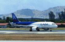 Airbus A 320, CC-BFV, LAN, Aeropuerto Santiago de Chile (SCL), 5.1.2017