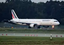 Air France, Airbus A 321-212, F-GTAD, TXL, 23.09.2017