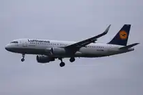 D-AIUH Lufthansa Airbus A320-214(WL)  , FRA , 06.12.2017