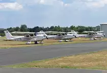 C 172 R Skyhawk, D-ETTD / ETTS und ETTK einer Flugschule in EDKB - 07.07.2017