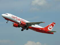 Air Berlin; D-ABDC. Flughafen Dsseldorf. 16.07.2009.