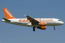 Easy Jet, G-EZBF, Airbus, A319-111, 31.05.2009, CDG, Paris-Charles de Gaulle, France 

