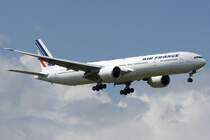 Air France, F-GSQJ, Boeing, B777-328ER, 31.05.2009, CDG, Paris-Charles de Gaulle, France

