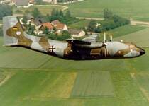 Transall C-160 D, Kennung 50+82, im Tiefflug in S�ddeutschland - 1985.