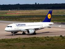 Lufthansa A 319-114 D-AILH bei der Ankunft auf dem Flughafen Berlin-Tegel am 26.07.2009