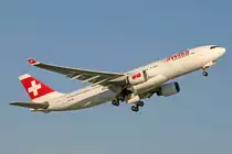 SWISS International Air Lines, HB-IQI, Airbus A330-223, msn: 291, 15.Dezember 2005, ZRH Zürich, Switzerland.