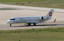 Cimber Air Canadair Regjet CRJ100 OY-RJH bei der Ankunft auf dem Flughafen Berlin-Tegel am 12.09.2009