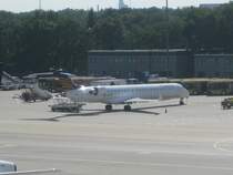 Canadair CRJ900 der Eurowings auf dem Flughafenvorfeld in Berlin-Tegel