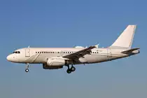 Nomad Aviation, HB-JJJ, Airbus A319-133X, msn: 2421, 29.Mai 2020, ZRH Zürich, Switzerland.