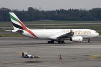 Emirates Airlines, A6-EAE, Airbus, A330-243, 03.10.2009, MXP, Mailand, Italy 


