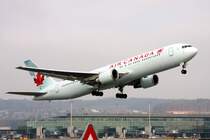 Reg.: C-GHLQ Hersteller: BOEING Typ: 767-36NER Serien Nr.: 30846 Baujahr: 2001 Test Reg.: N6009F Erstflug: 03.04.2001 aufgenommen am 23.01.2010 auf dem Flughafen Zrich