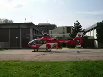 Ein EC 135 in Karlsbad-Langensteinbach am 07.04.09