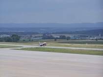 Eine Flugmaschiene von Air Berlin beim Abflug von Stuttgart-Flughafen/Airport, dieses Flugzeug flog nach Monastier(Tunesien).