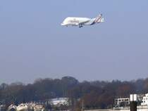AIRBUS Beluga 4  THE SUPER TRANSPORTER  beim Landeanflug auf Finkenwerder; 17.02.10
