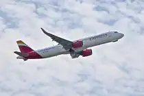 Iberia Express, Airbus A 321-271NX, EC-OAU, BER, 06. Juni 2024