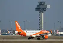 Easyjet Europe, Airbus A 320-214, OE-IDX, BER, 08.03.2024