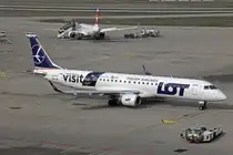 LOT Polish Airlines, SP-LNI, Embraer ERJ-195LR, msn: 19000240,  Visit North Moravia , 09.März 2024, GVA Genève, Switzerland.